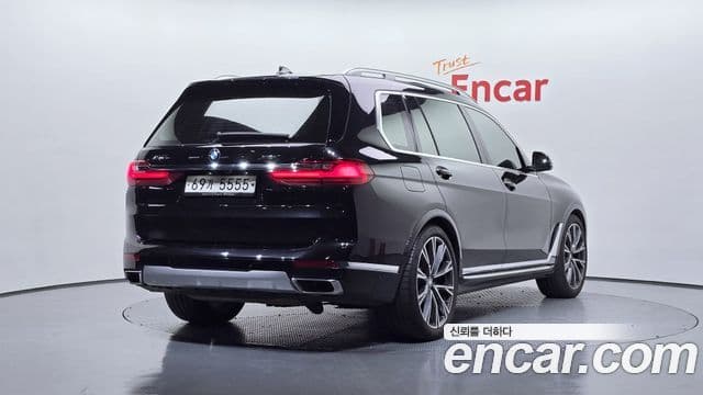 BMW X7 2019 — Şəkil 8/20