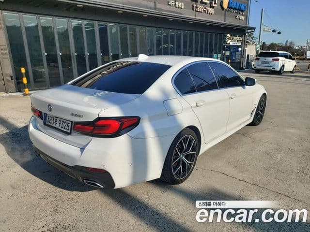 BMW 5 Series 2022 — Şəkil 4/20
