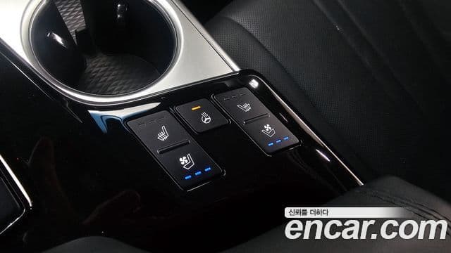 Kia K8 2023 — Şəkil 18/20