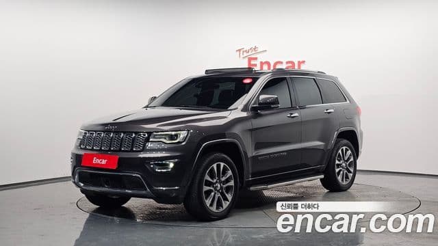 Jeep Grand Cherokee 2018 — ფოტო 1/20