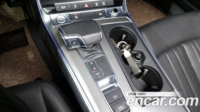 Audi A6 2020 — Şəkil 9/20