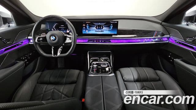 BMW 7 Series 2024 — Фото 10/20