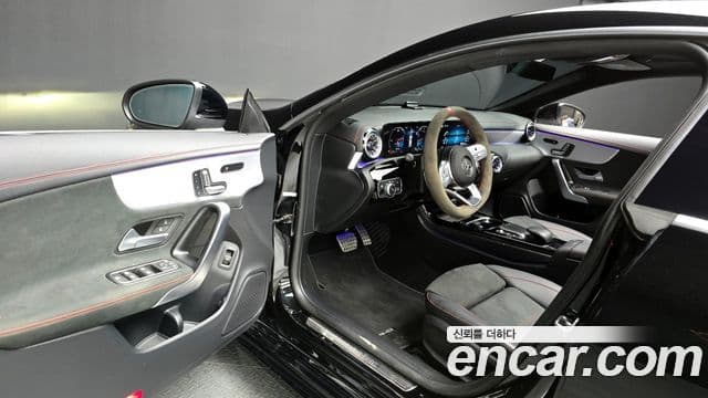 Mercedes-Benz CLA-Class 2021 — Фото 11/20