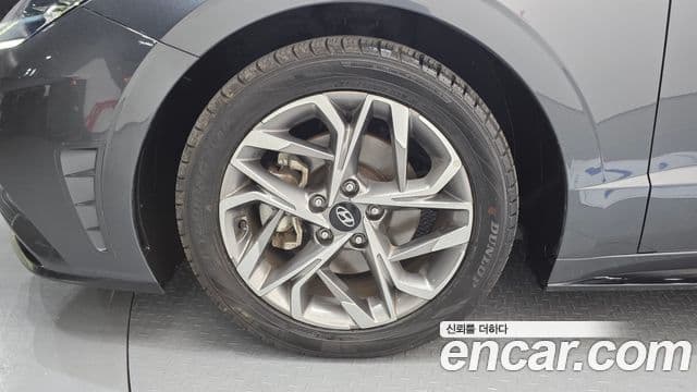Hyundai Sonata 2021 — ფოტო 5/20