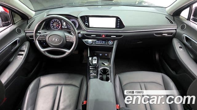 Hyundai Sonata 2021 — ფოტო 7/20
