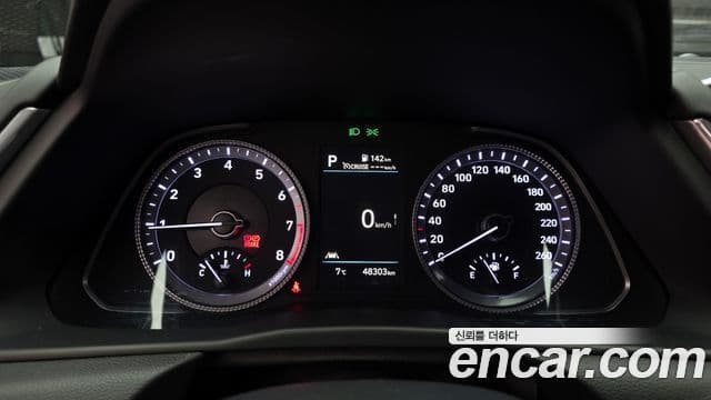 Hyundai Sonata 2021 — ფოტო 8/20