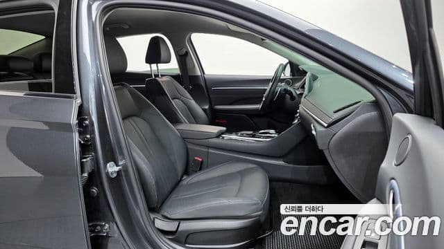 Hyundai Sonata 2021 — ფოტო 10/20