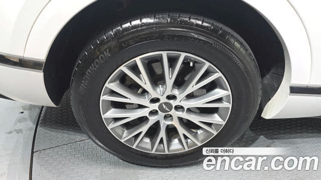 Genesis GV80 2020 — фото 5 из 20
