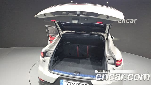 Porsche Cayenne 2022 — Şəkil 19/20