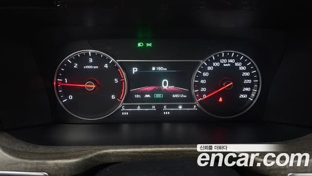 Kia Sorento 2022 — ფოტო 8/20