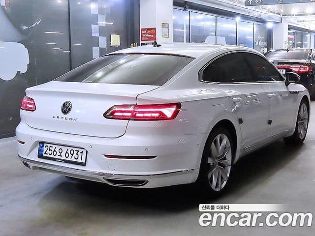 Volkswagen Arteon 2023 — ფოტო 3/20