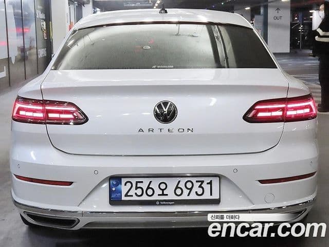 Volkswagen Arteon 2023 — ფოტო 4/20