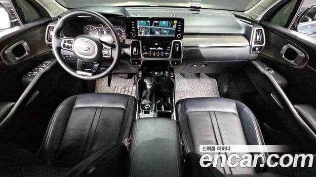 Kia Sorento 2021 — Фото 7/20
