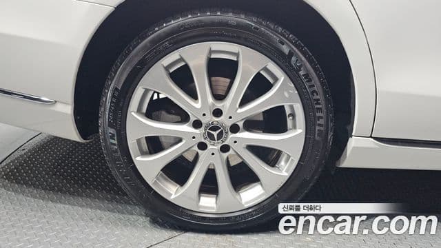 Mercedes-Benz E-Class 2018 — Şəkil 5/20