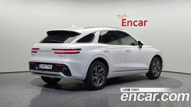 Genesis GV70 2023 — фото 2 из 20