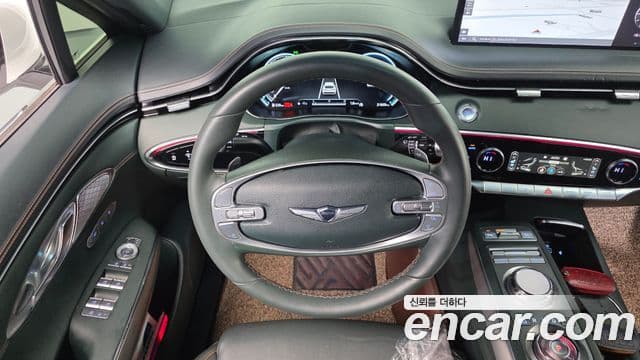 Genesis GV70 2023 — Şəkil 13/20