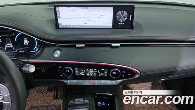 Genesis GV70 2023 — фото 14 из 20