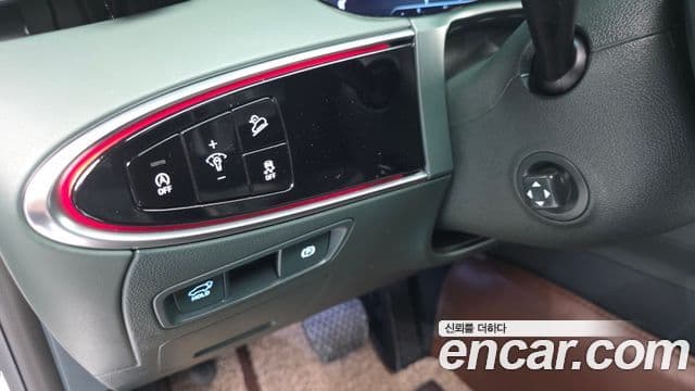 Genesis GV70 2023 — Şəkil 17/20