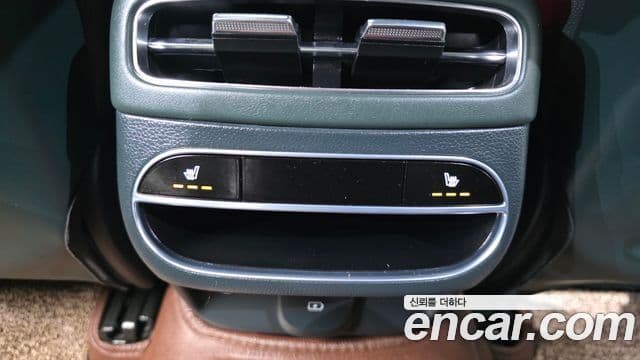 Genesis GV70 2023 — Şəkil 18/20