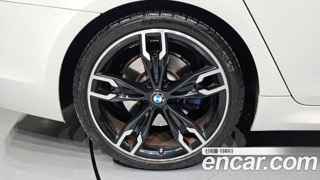 BMW 5 Series 2018 — Şəkil 5/20