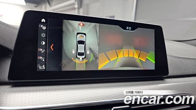 BMW 5 Series 2018 — Şəkil 16/20