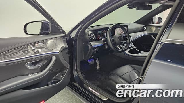 Mercedes-Benz E-Class 2022 — Şəkil 10/20