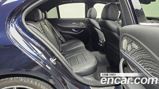 Mercedes-Benz E-Class 2022 — Şəkil 12/20