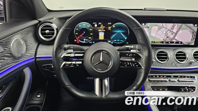 Mercedes-Benz E-Class 2022 — Şəkil 13/20