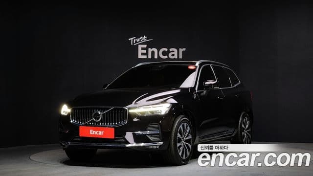 Volvo XC60 2024 — Фото 1/20