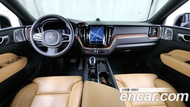 Volvo XC60 2024 — Фото 7/20
