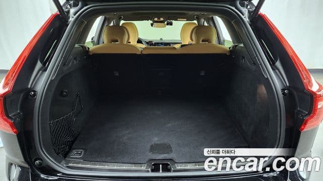 Volvo XC60 2024 — Фото 20/20