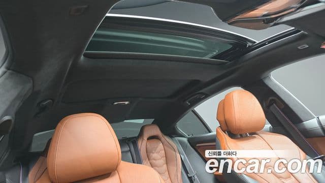 BMW 8 Series 2025 — Şəkil 11/20