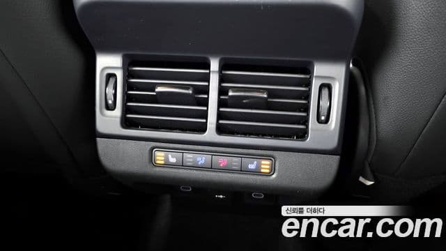 Land Rover Range Rover Evoque 2025 — Photo 10/20