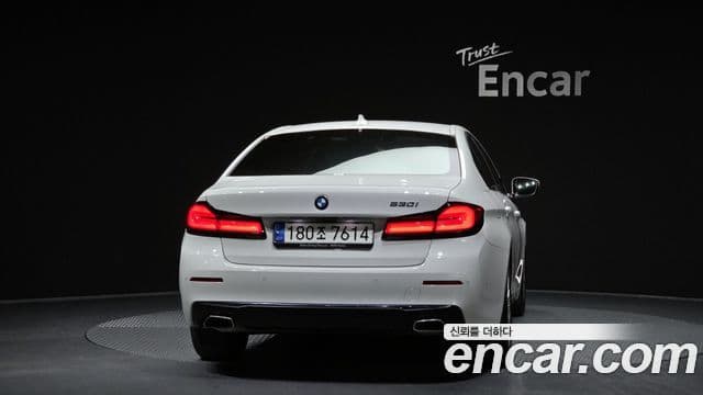 BMW 5 Series 2021 — Şəkil 4/20