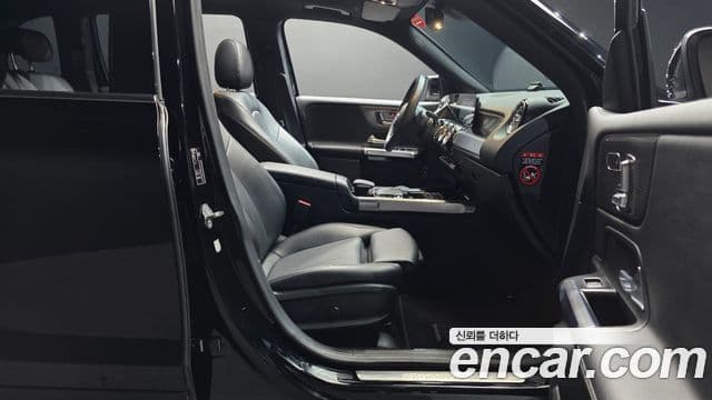 Mercedes-Benz GLB-Class 2020 — Şəkil 10/20