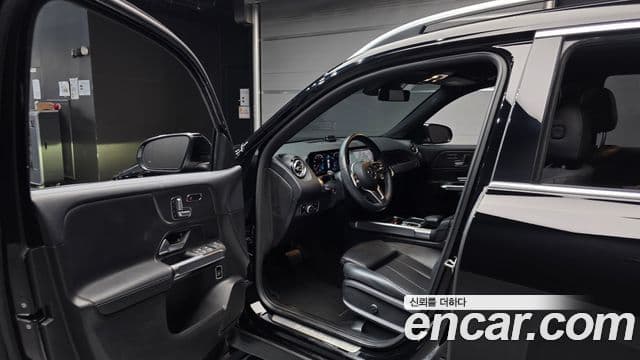 Mercedes-Benz GLB-Class 2020 — Şəkil 11/20