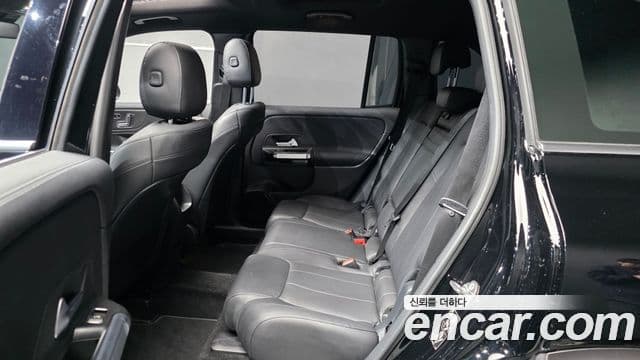 Mercedes-Benz GLB-Class 2020 — Şəkil 12/20