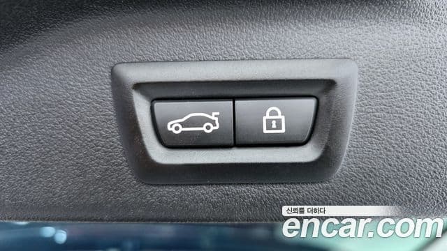 BMW X7 2022 — фото 18 из 20