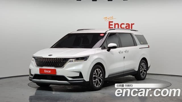 Kia Carnival 2021 — Фото 1/20