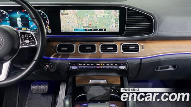 Mercedes-Benz GLE-Class 2019 — Фото 13/20