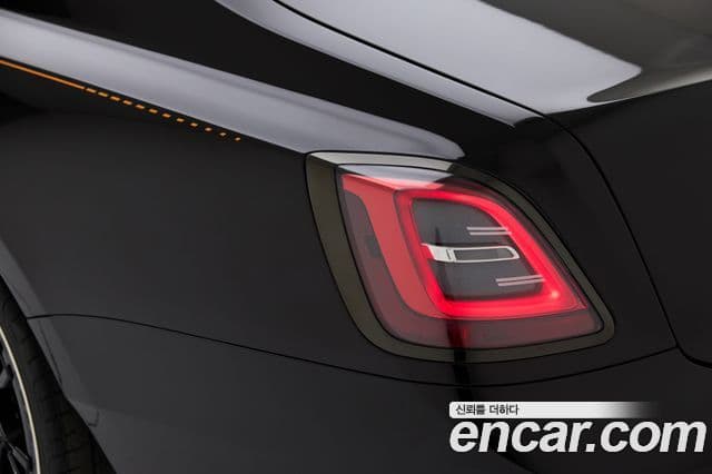 Rolls-Royce Ghost 2024 — ფოტო 14/20