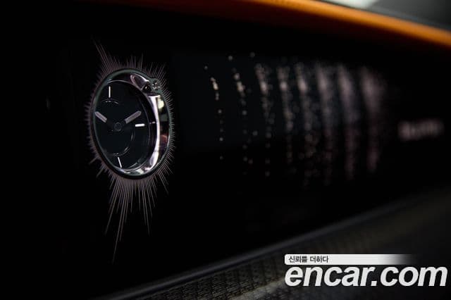Rolls-Royce Ghost 2024 — ფოტო 17/20