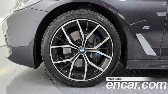 BMW 5 Series 2022 — фото 5 из 20