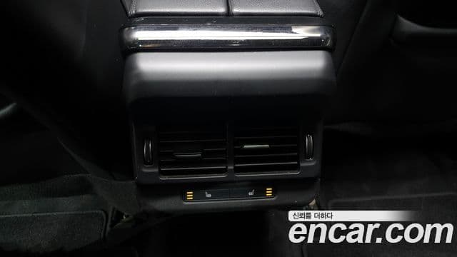 Land Rover Range Rover Evoque 2022 — Şəkil 18/20