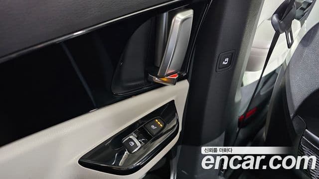 Kia Carnival 2022 — Şəkil 19/20
