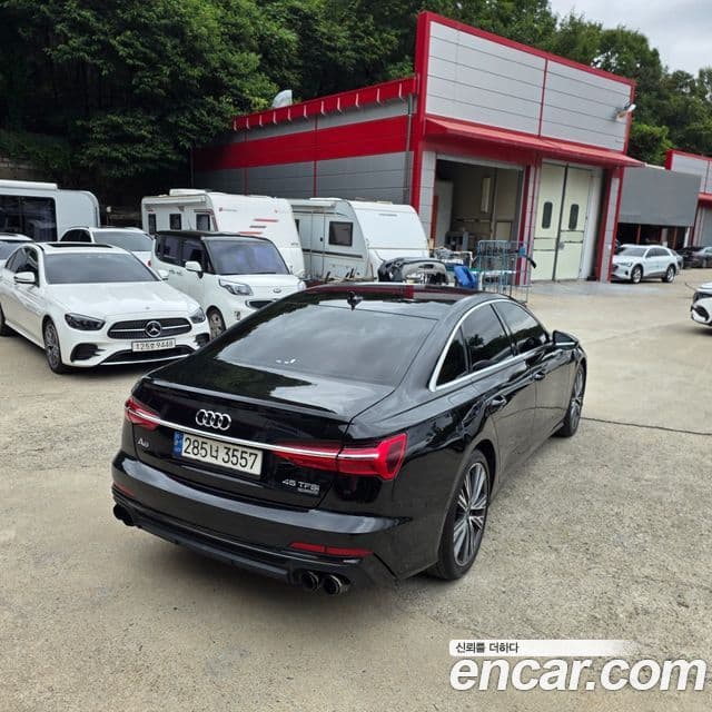 Audi A6 2023 — ფოტო 7/19