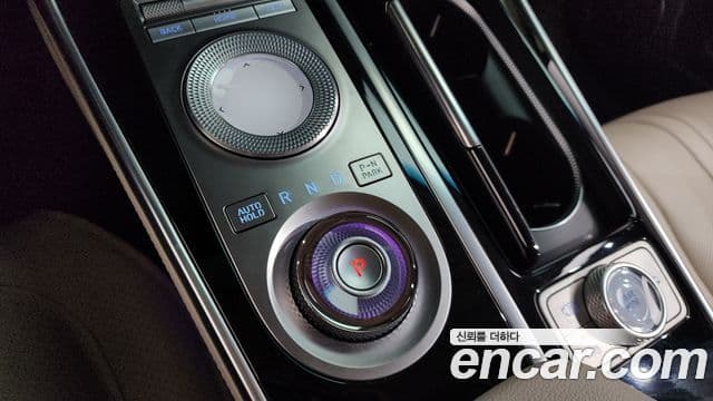 Genesis GV80 2022 — Photo 19/20