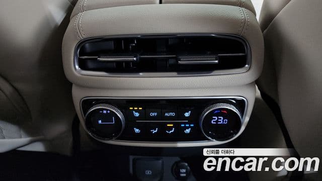 Genesis GV80 2022 — Photo 17/20