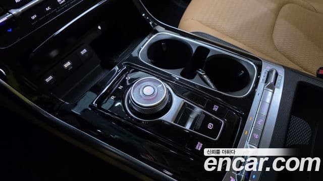 Kia Carnival 2023 — Фото 9/20