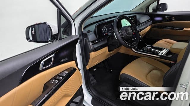 Kia Carnival 2023 — Фото 11/20
